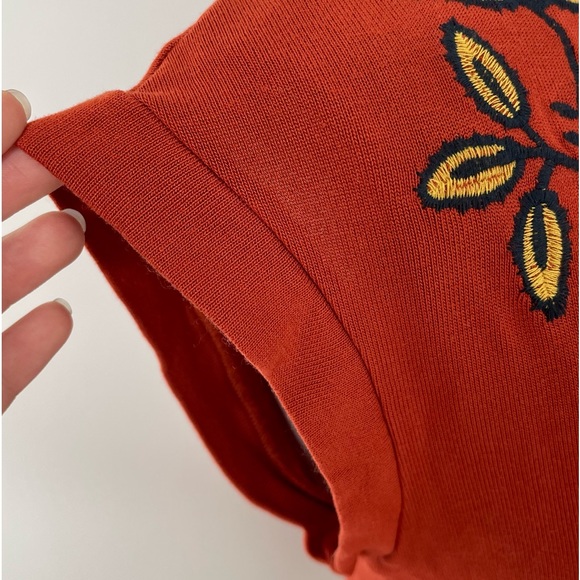 MARFINNO Women's Embroidered Floral Top in Orange - Picture 3 of 5